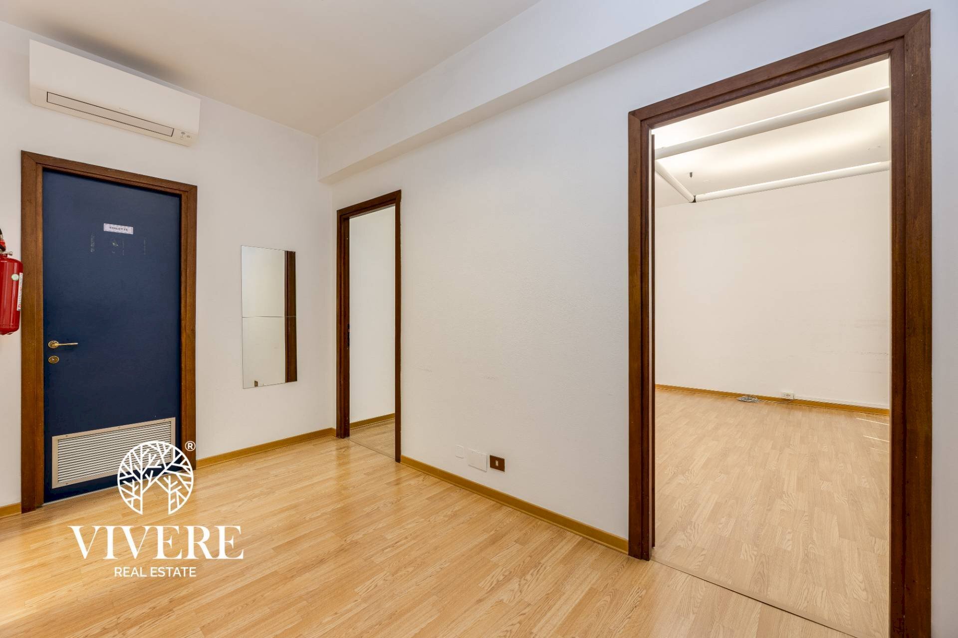 Office Via Baldassarre Castiglione, Roma (neighborhood Montagnola) - photo 3