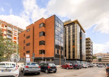 Ufficio Via Baldassarre Castiglione, Roma (zona Montagnola) - foto 1