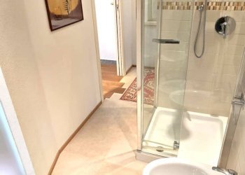 One-room apartment Via XV Agosto, Luino - photo 9