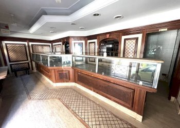 Shop Via Pian Due Torri, Roma - photo 3