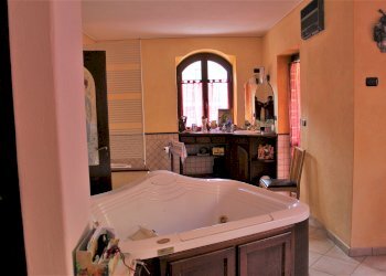 Villa Bifamiliare via curtil, 1, Frassino - foto 56