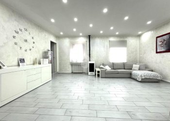Appartamento Vicolo dell'arco, Chivasso - foto 1