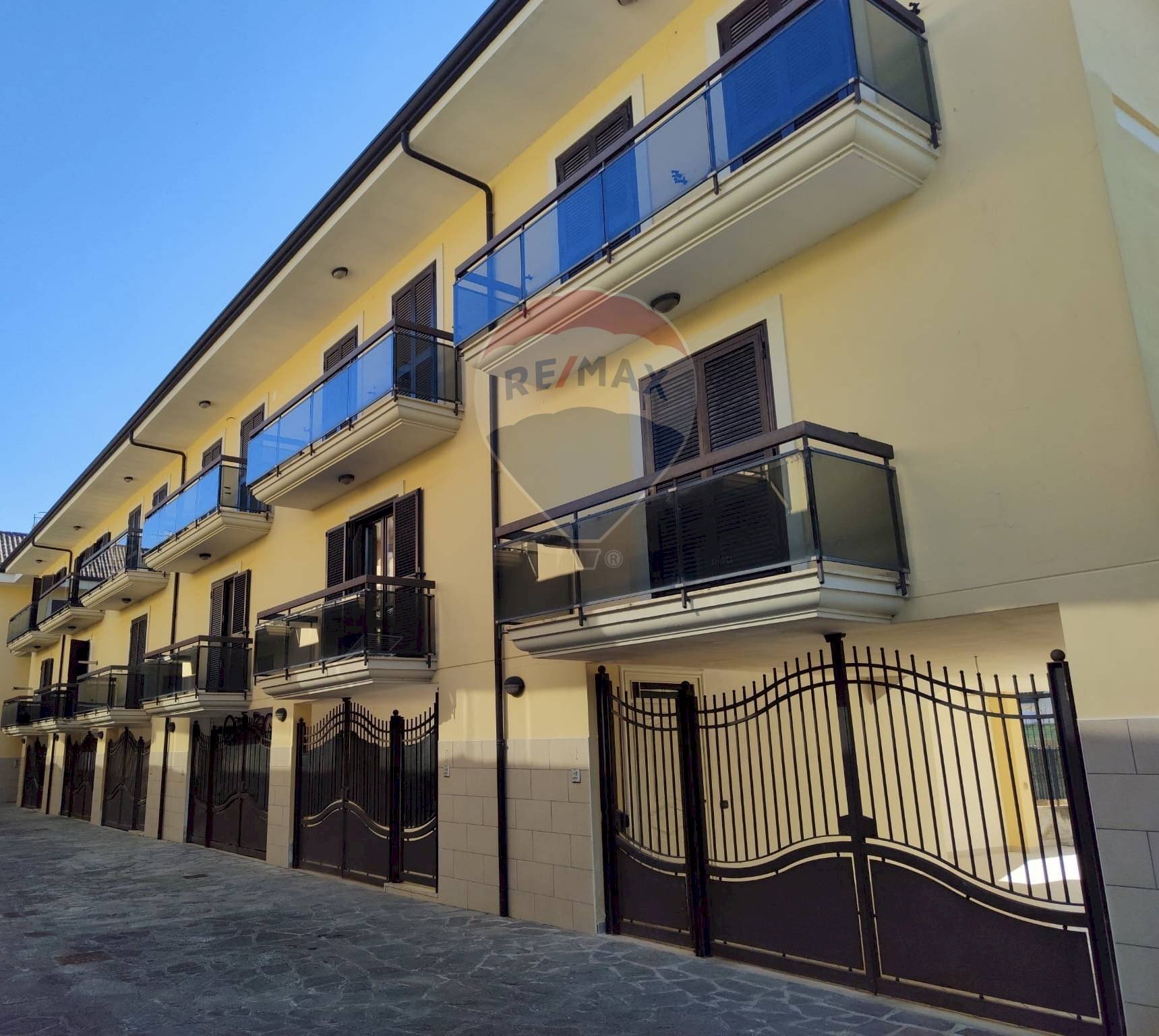 Terraced Villa Telese Terme - photo 1