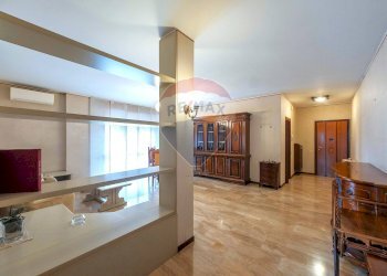 Quadrilocale Via Albert Einstein, Bergamo (zona Colognola) - foto 6