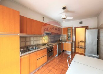 Quadrilocale Via Albert Einstein, Bergamo (zona Colognola) - foto 9