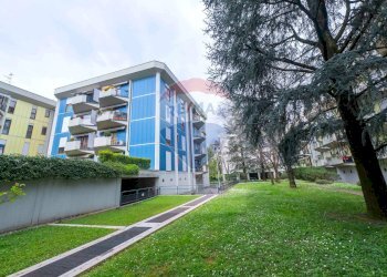 Quadrilocale Via Albert Einstein, Bergamo (zona Colognola) - foto 30