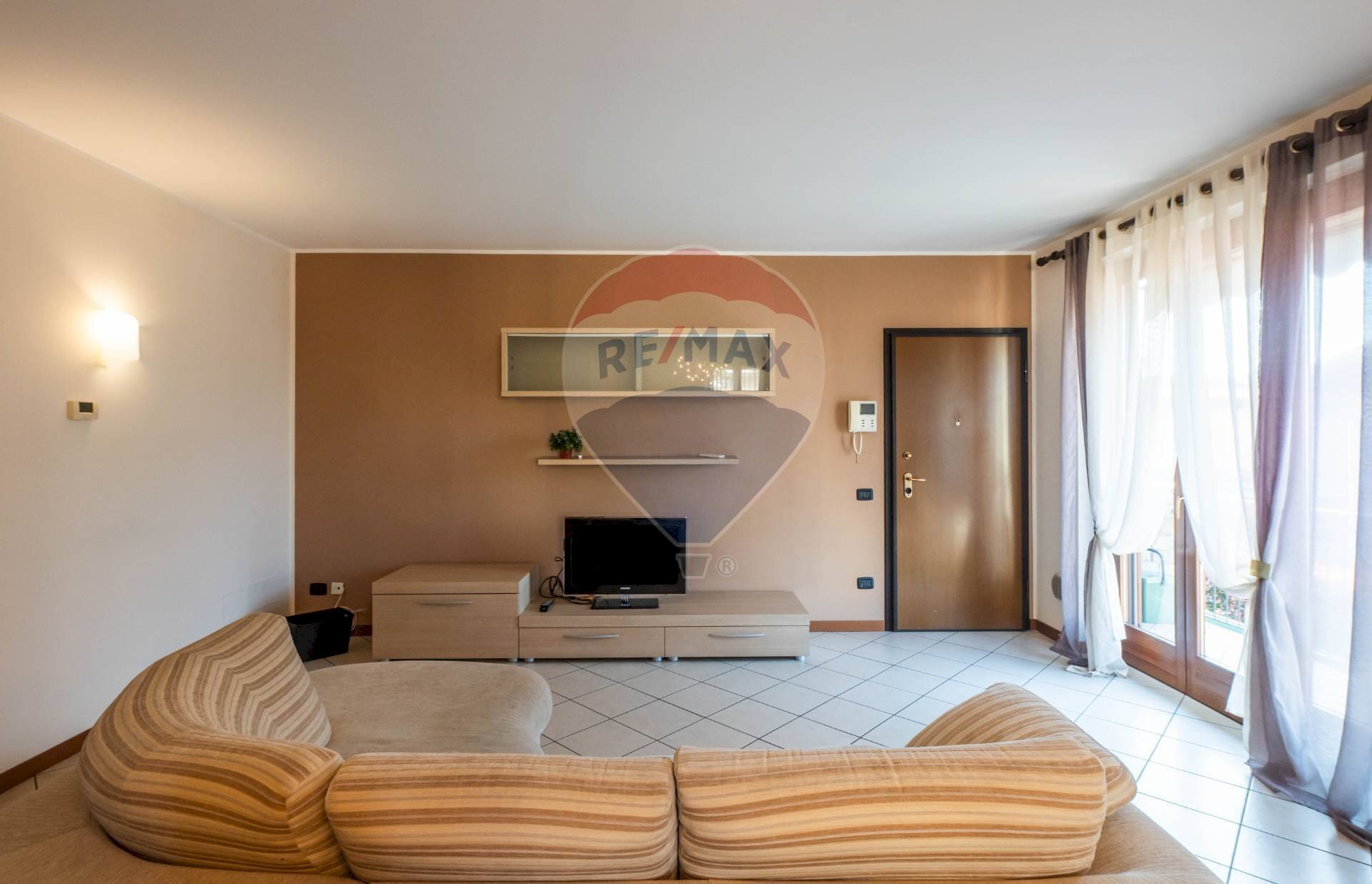 Three-room apartment VIA CARSO, Azzano San Paolo - photo 3
