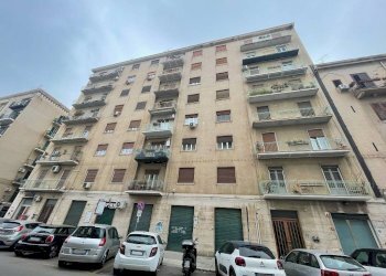 Apartment Via Imera, Palermo - photo 26