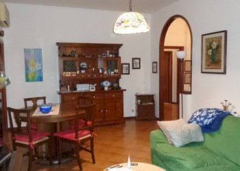 Appartamento Via Mario Azzi, Ferrara - foto 1