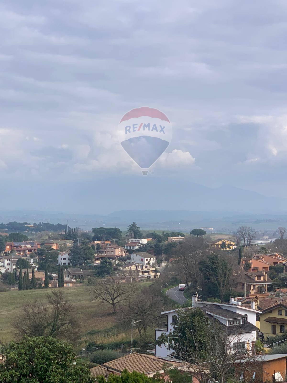 Appartamento via giro dei pini, Castelnuovo di Porto - foto 1