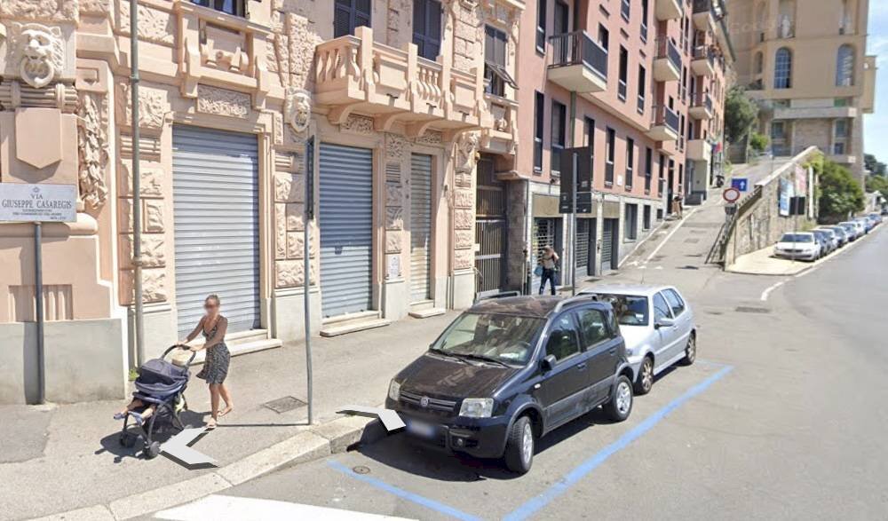 Locale Commerciale Corso Italia, Genova (zona Foce) - foto 1