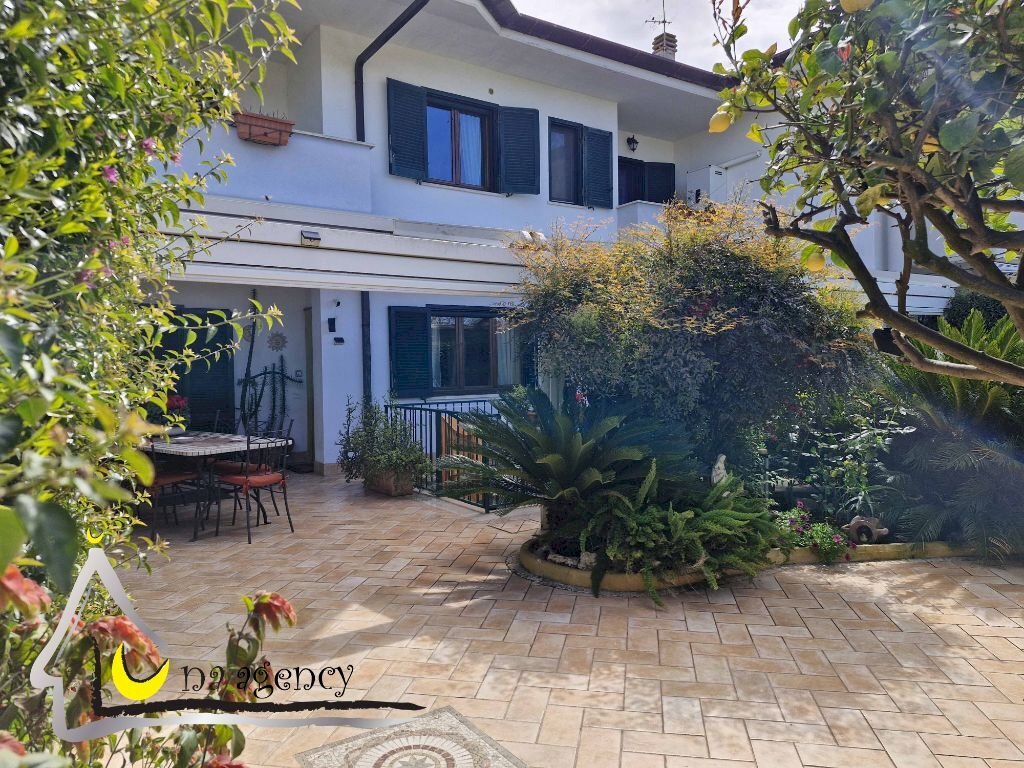 Independent house Via Valentino Orsolino Cencelli 7, 04016 Sabaudia LT, Sabaudia - photo 2