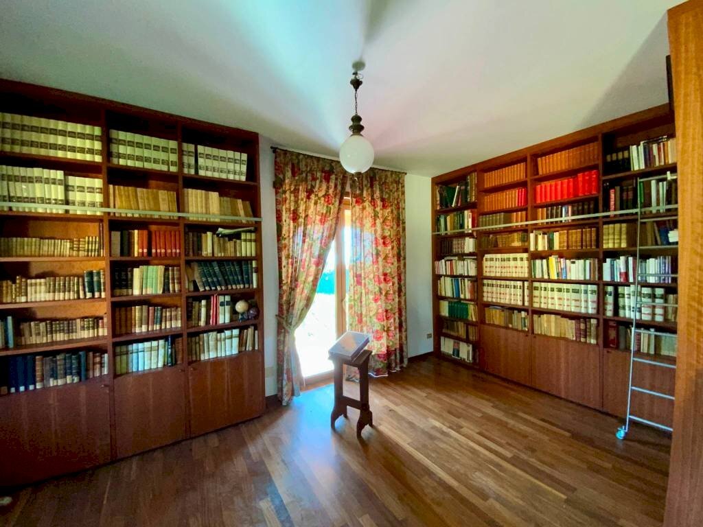 Studio - Villa strada Cenasco, Moncalieri - photo 3