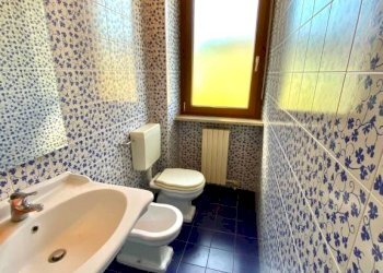 Bagno - Villa strada Cenasco, Moncalieri - foto 8