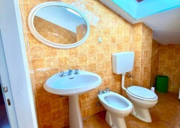 Bagno - Villa strada Cenasco, Moncalieri - foto 12