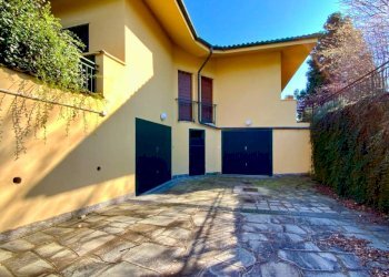 Cortile interno - Villa strada Cenasco, Moncalieri - foto 20