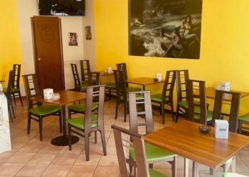 Interno non residenziale - Bar Tavola Calda - Fredda piazza Giuseppe Garibaldi, 14, Boves - foto 9