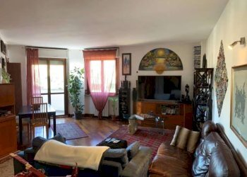 Salone - Three-room apartment via Giovanni Falcone, Garbagnate Milanese - photo 36