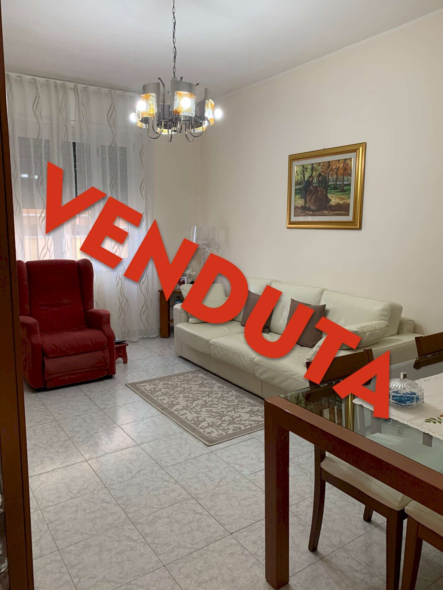 venduta - Bilocale via Sondrio, Cesate - foto 1