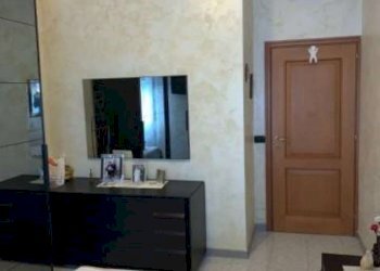 Camera da letto - Bilocale via Sondrio, Cesate - foto 15