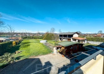 Vista - Villa via bescapè 26, Borgomanero - foto 14