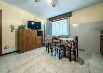 Salone - Villa via bescapè 26, Borgomanero - foto 25