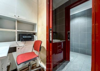 Interno non residenziale - Negozio corso Cavour 49, Borgomanero - foto 13