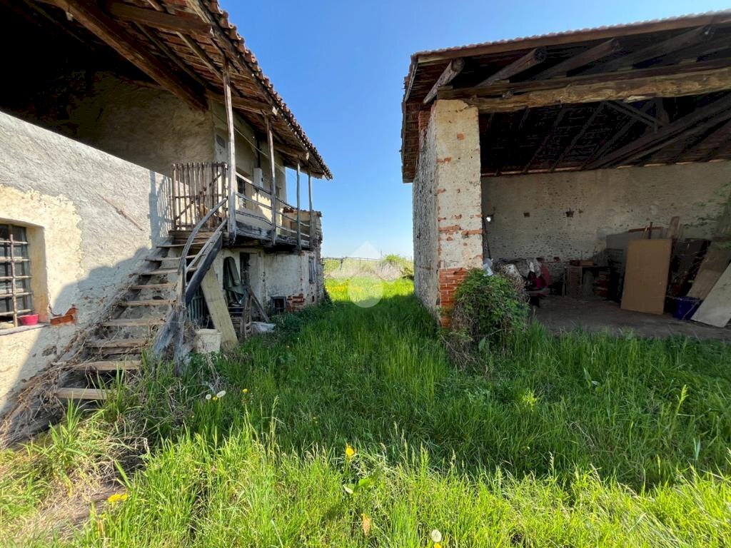 Rustico Via Frailie, Revello - foto 3