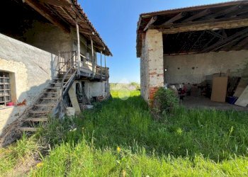 Rustico Via Frailie, Revello - foto 3