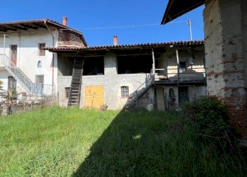 Rustico Via Frailie, Revello - foto 6