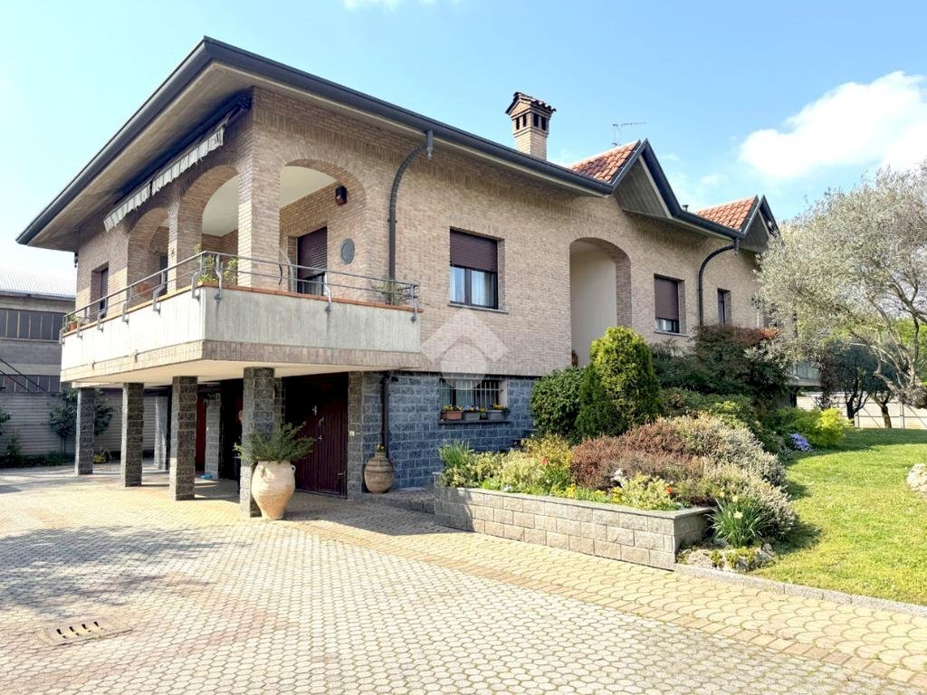 Villa Via piave, Cesate - photo 1