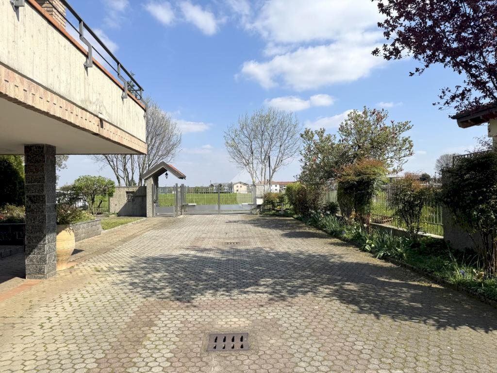 Villa Via piave, Cesate - photo 3