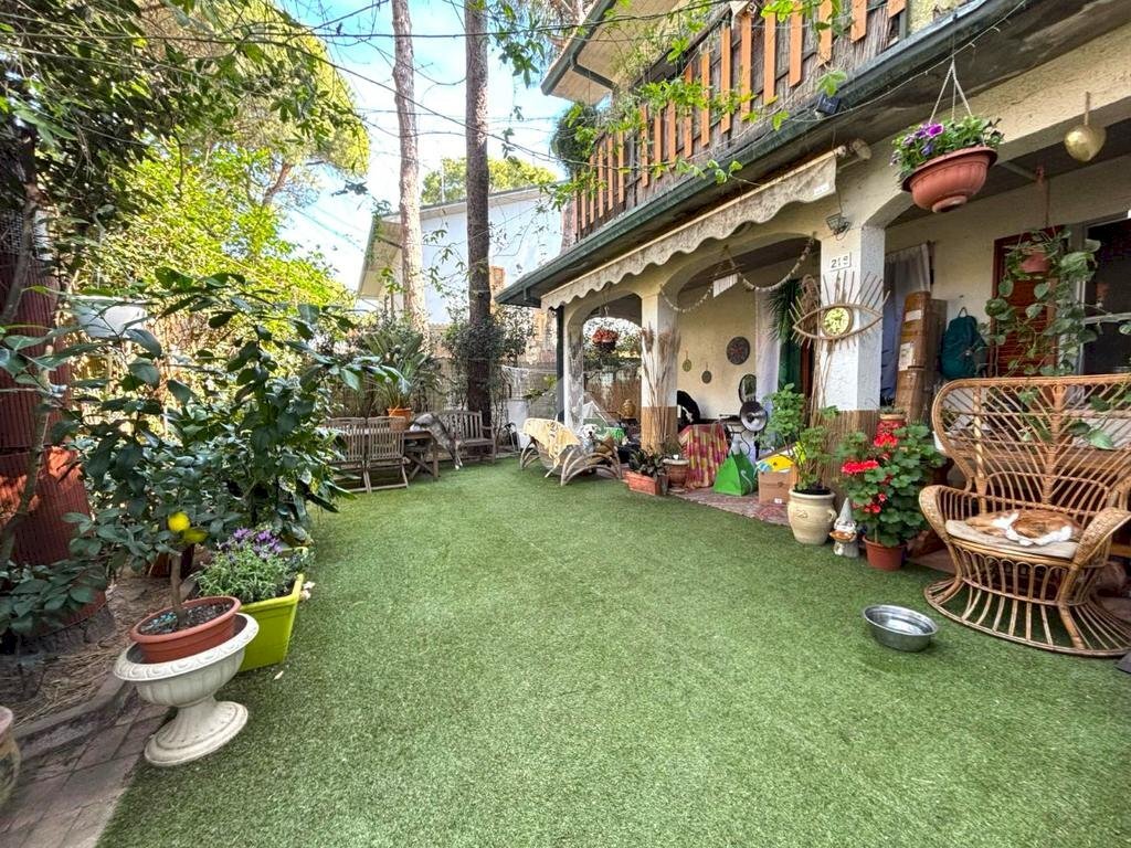 Quadrilocale Viale delle Palme, Ravenna (zona Marina Romea) - foto 1