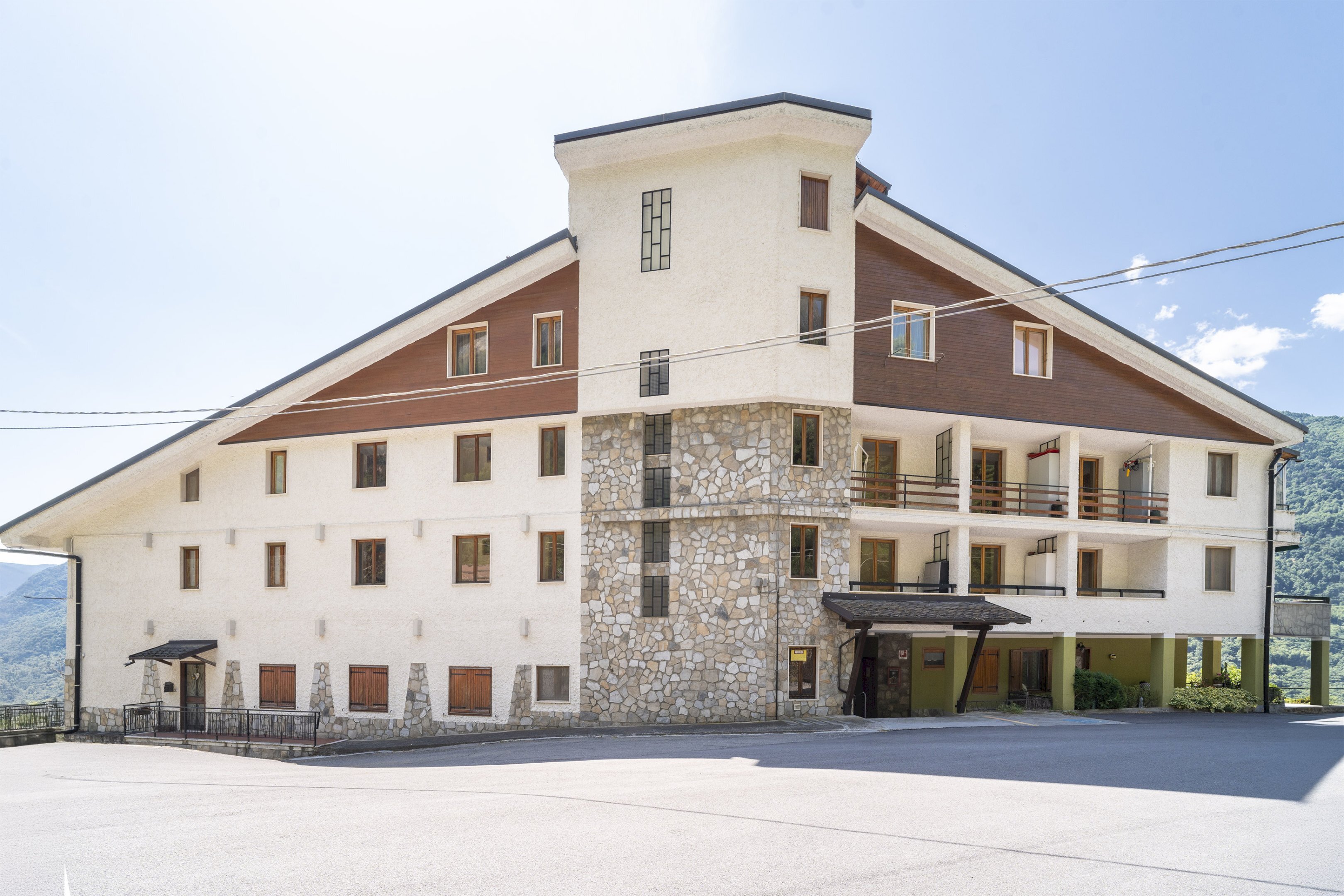 Four-room apartment Via Neghino, 20, Vinadio - photo 1