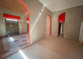 Locale Commerciale Via Gioberti, Torino (zona Crocetta) - foto 2