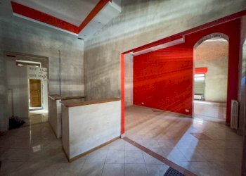 Locale Commerciale Via Gioberti, Torino (zona Crocetta) - foto 8