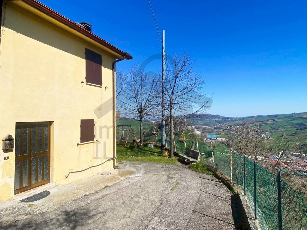 Ingresso - Independent house via Filippo da Pietracuta, San Leo - photo 1