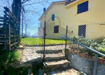 Giardino - Casa indipendente via Filippo da Pietracuta, San Leo - foto 16