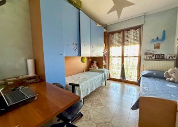 Camera da letto - Quadrilocale via Alina Tumedei Casalis, 53, Carmagnola - foto 11