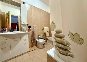 Bagno - Quadrilocale via Alina Tumedei Casalis, 53, Carmagnola - foto 14