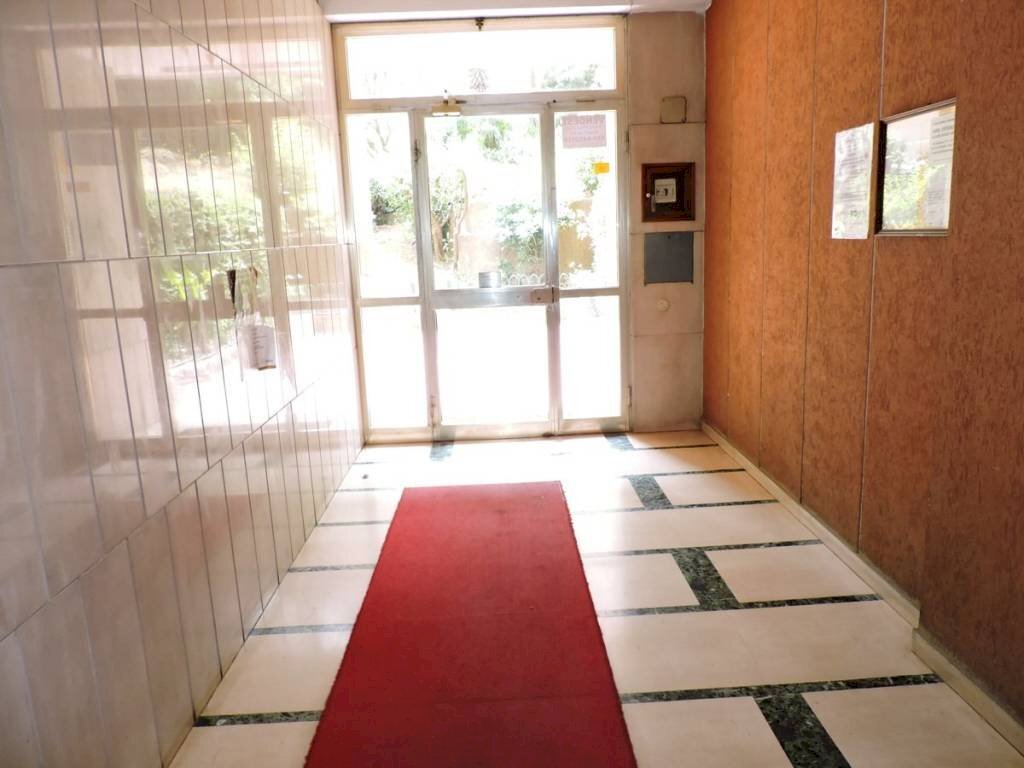 Interno palazzo - Trilocale corso Ferdinando Magellano, 1c, Genova (zona Sampierdarena) - foto 3