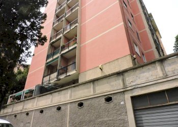 Facciata - Trilocale corso Ferdinando Magellano, 1c, Genova (zona Sampierdarena) - foto 5