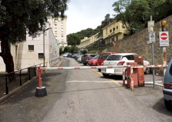 Zona - Trilocale corso Ferdinando Magellano, 1c, Genova (zona Sampierdarena) - foto 9