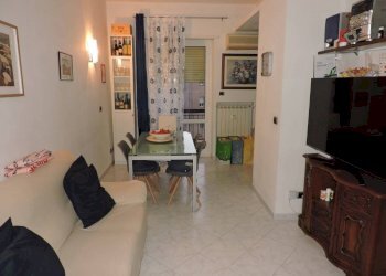 Salone - Trilocale corso Ferdinando Magellano, 1c, Genova (zona Sampierdarena) - foto 12