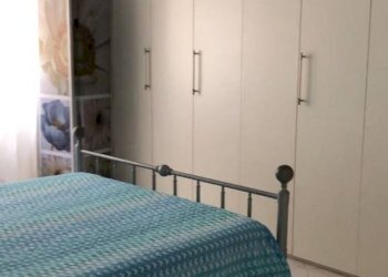 Camera da letto - Trilocale corso Ferdinando Magellano, 1c, Genova (zona Sampierdarena) - foto 17