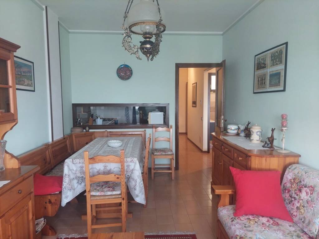 Salone - Trilocale Località Col del Sole, Bossolasco - foto 3