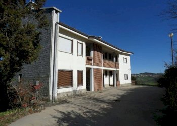 Facciata - Trilocale Località Col del Sole, Bossolasco - foto 19