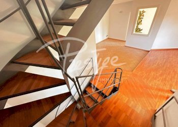 Scala - Villa via della Pianta, La Spezia - foto 10