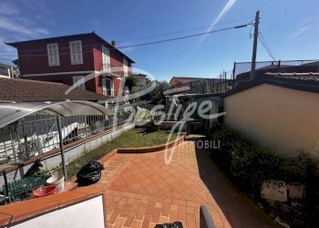 Giardino - Villa via della Pianta, La Spezia - foto 15