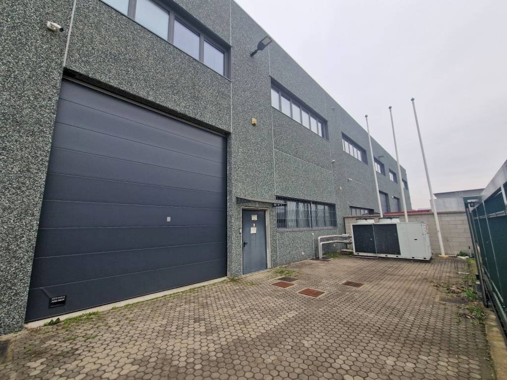 Facciata - Capannone viale Europa, Cusago - foto 1